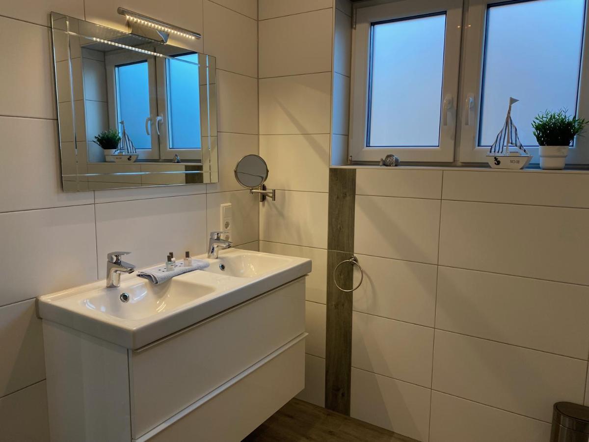 Appartamento Haus Pirola Esens Esterno foto